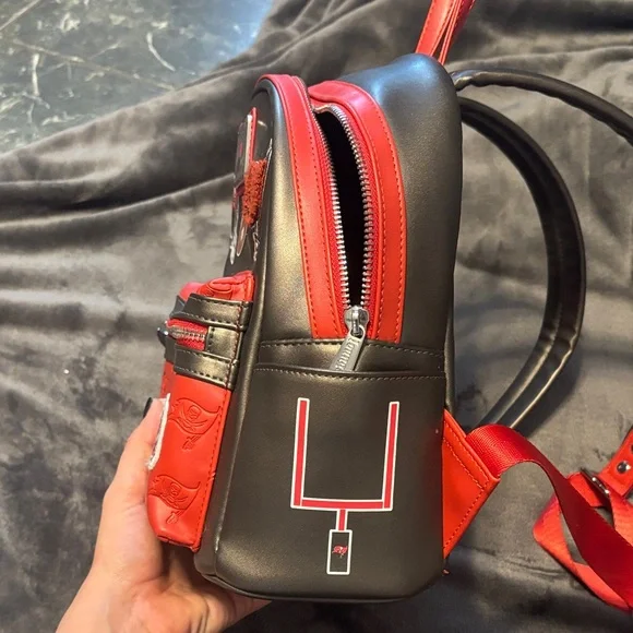 NWOT Loungefly Red and Brown Buccaneers Backpack - Picture 2 of 11